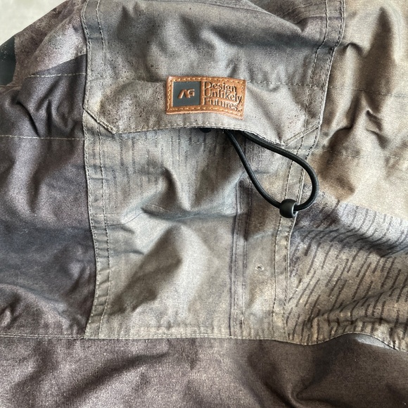 Burton Analog snowboard jacket - Picture 14 of 14